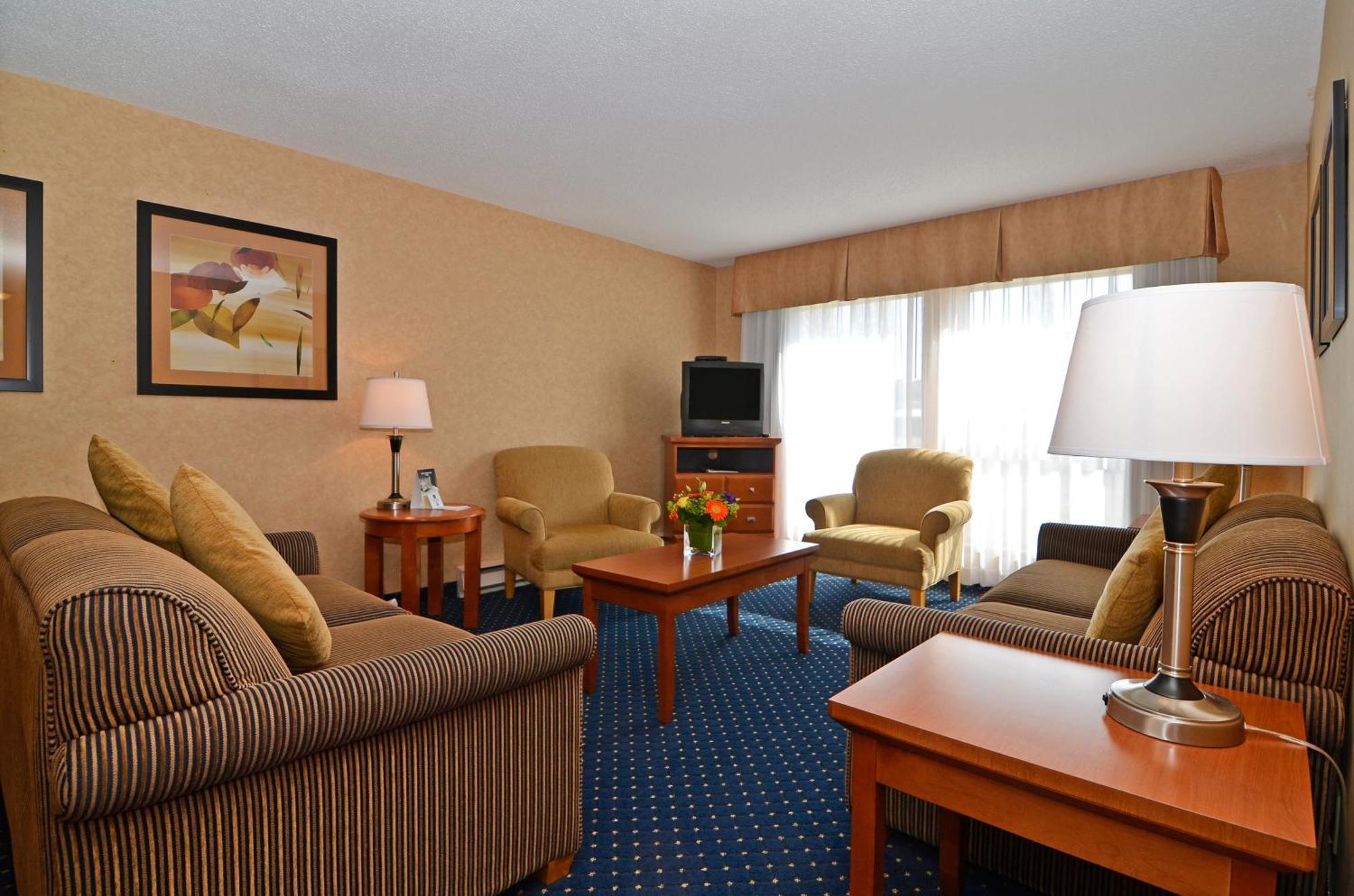 Best Western Plus Langley Inn Zewnętrze zdjęcie