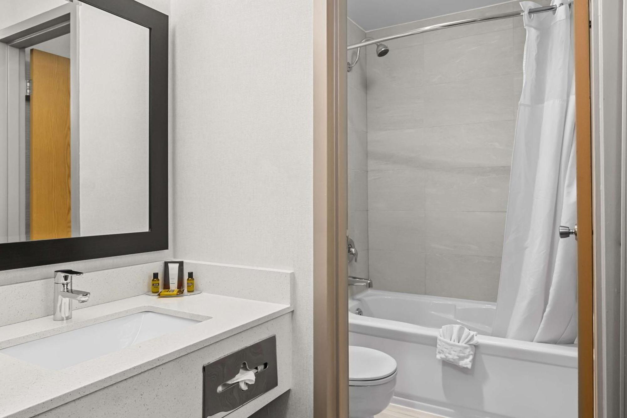 Best Western Plus Langley Inn Zewnętrze zdjęcie