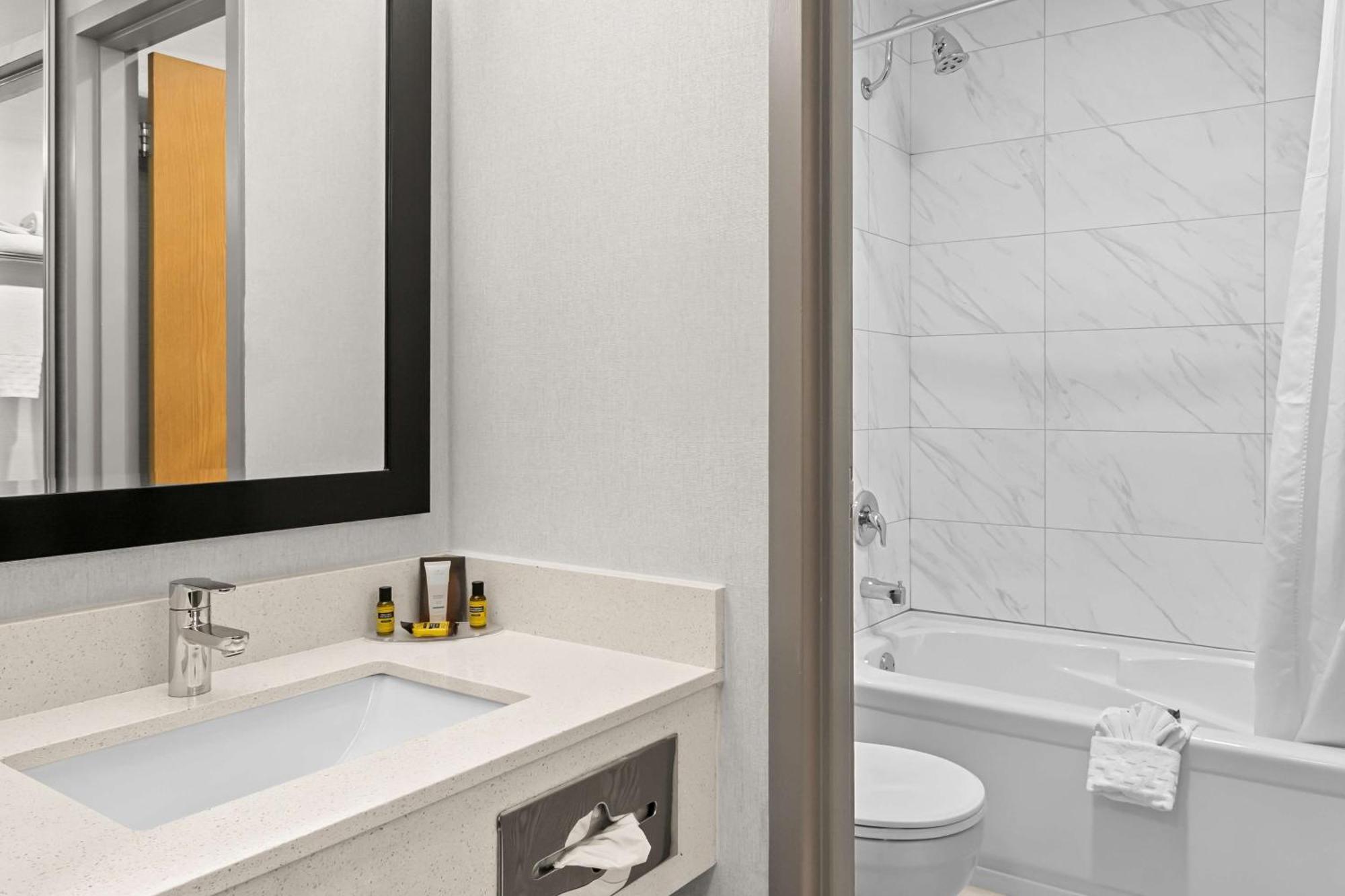 Best Western Plus Langley Inn Zewnętrze zdjęcie