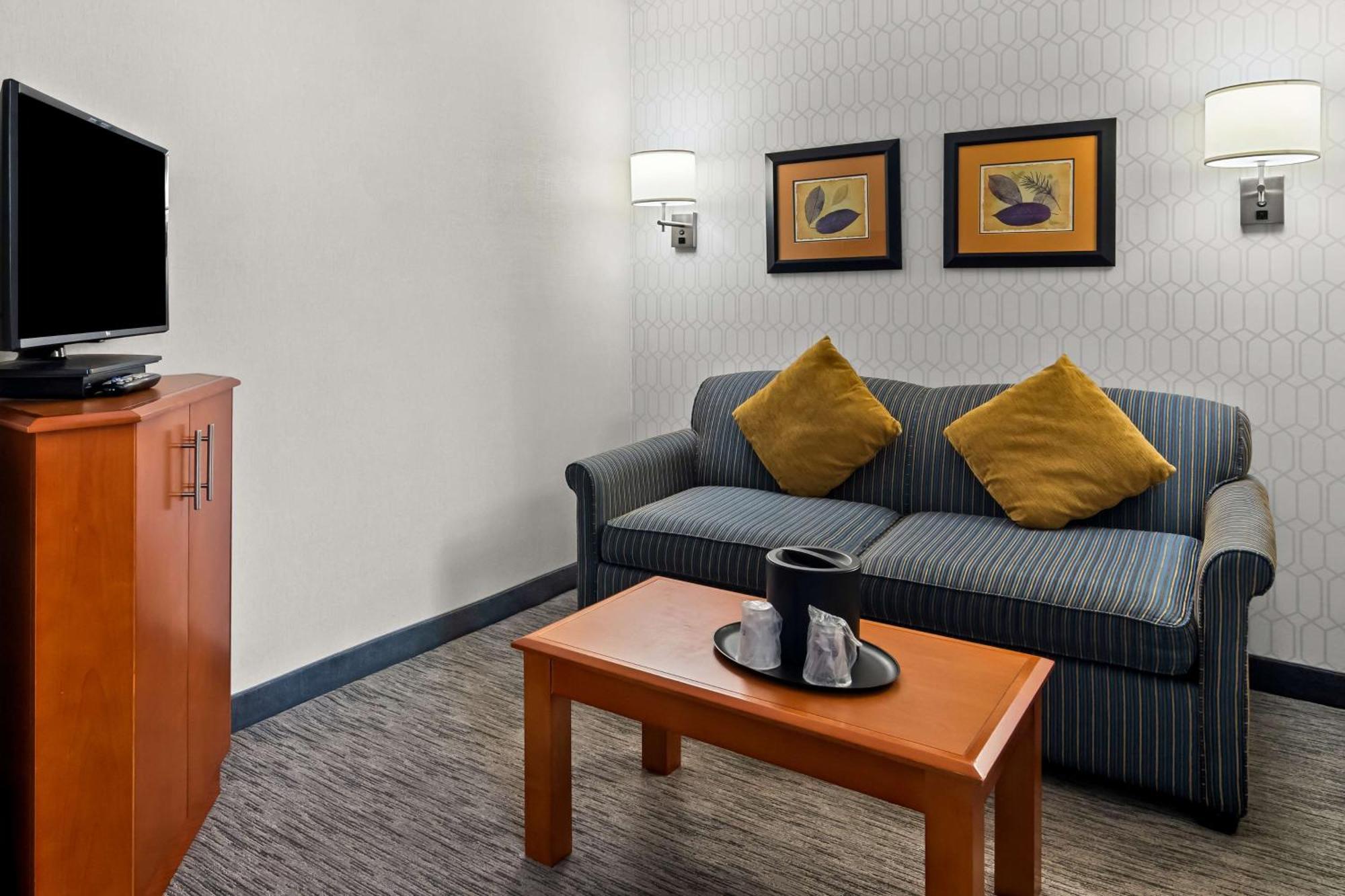 Best Western Plus Langley Inn Zewnętrze zdjęcie